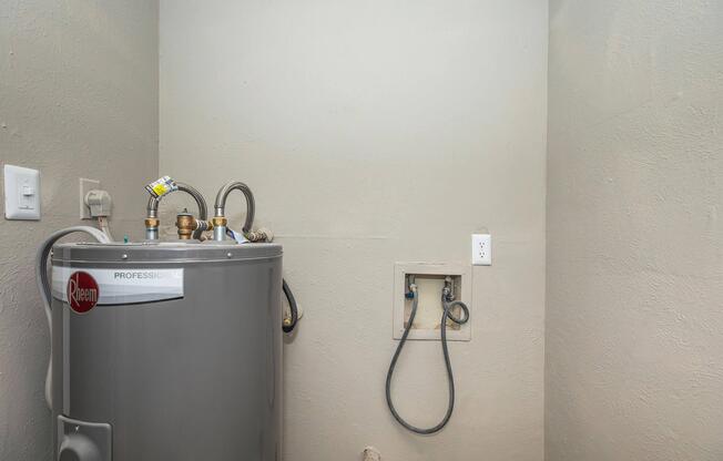1 bed, 1 bath, 656 sqft, $1,059