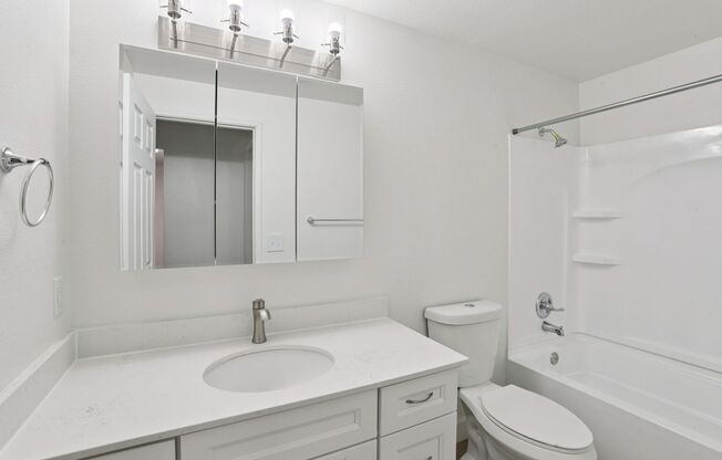 1 bed, 1 bath, 550 sqft, $1,595, Unit 37