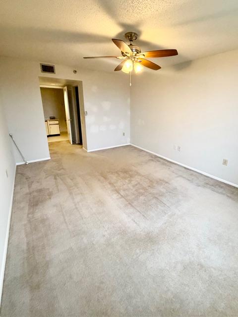 1 bed, 2 baths, 760 sqft, $1,600