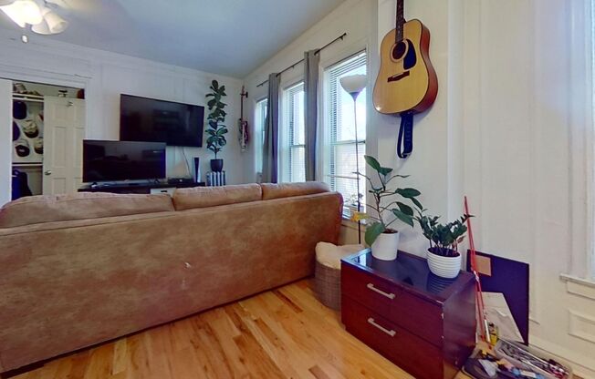 Studio, 1 bath, 410 sqft, $1,750, Unit 204