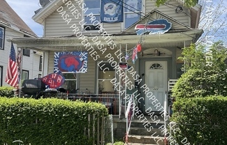 322 PLYMOUTH AVE
