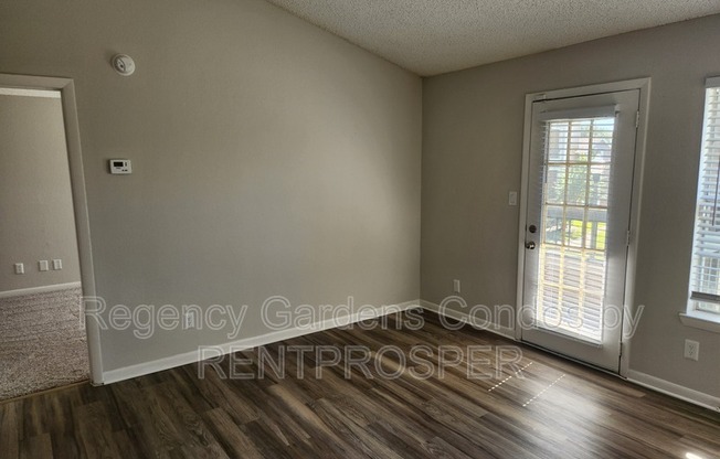 5540 Devonbriar Way H-208