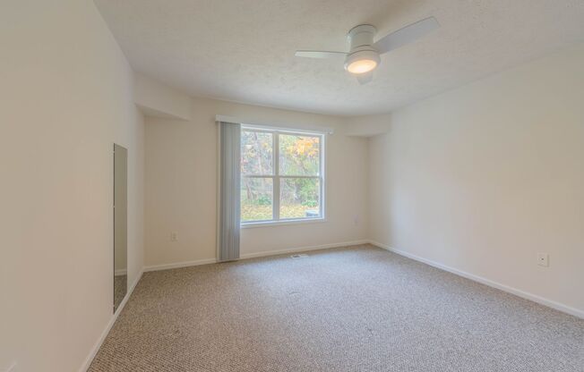 1 bed, 1 bath, $1,250, Unit #9