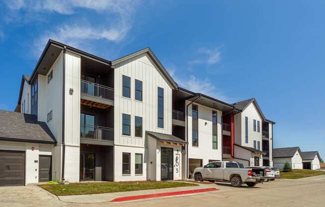 Property Exterior at Park125 West Dodge apartments in Omaha, NE