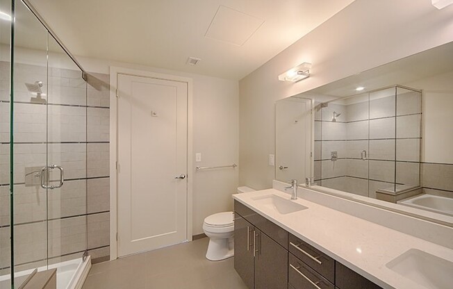 1 bed, 1 bath, 957 sqft, $6,135, Unit 1110