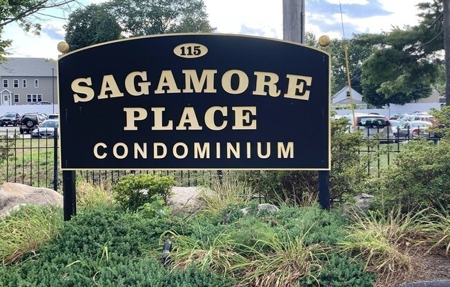 1 bed, 1 bath, 765 sqft, $2,050, Unit 707