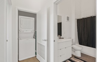 Convenient In-Unit Washer/Dryer