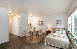 Avante Apartments - Charming, Centrally Located  Building with Off Street Parking!