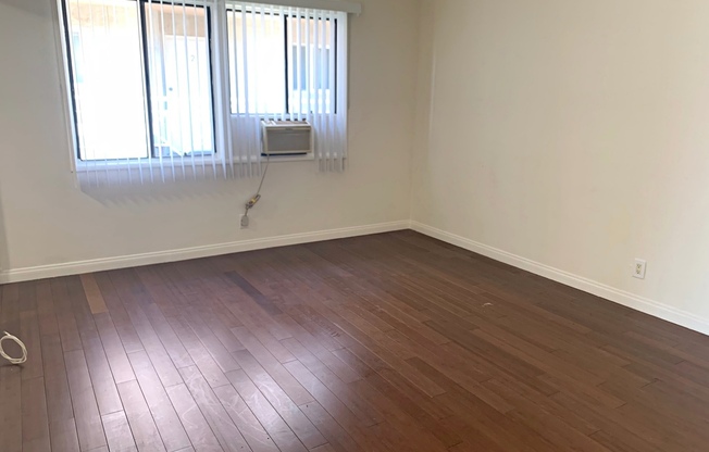 Studio, 1 bath, 486 sqft, $1,595, Unit 07