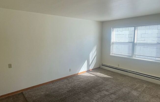 7708 W National Ave 16 unit