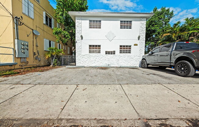 219 NORTHWEST 10 AVE