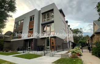 2 Bed/2 Bath Townhouse, 1280 sq ft, 881 Delaware St