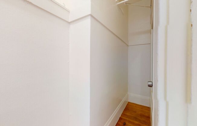 Studio, 1 bath, 373 sqft, $1,600, Unit 328