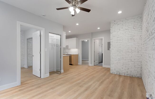 2 beds, 1 bath, 561 sqft, $2,100, Unit 1629-2C