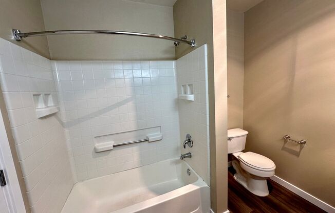 2 beds, 2 baths, 1,388 sqft, $3,700, Unit Unit 302