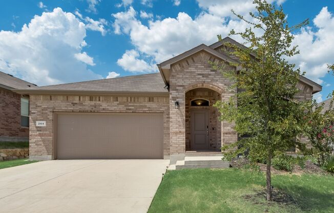 Beautiful move in ready in Haslet!