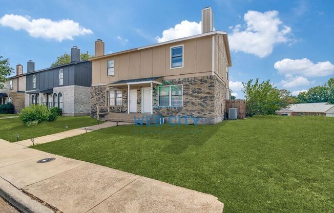 204 ALEXANDRIA ST