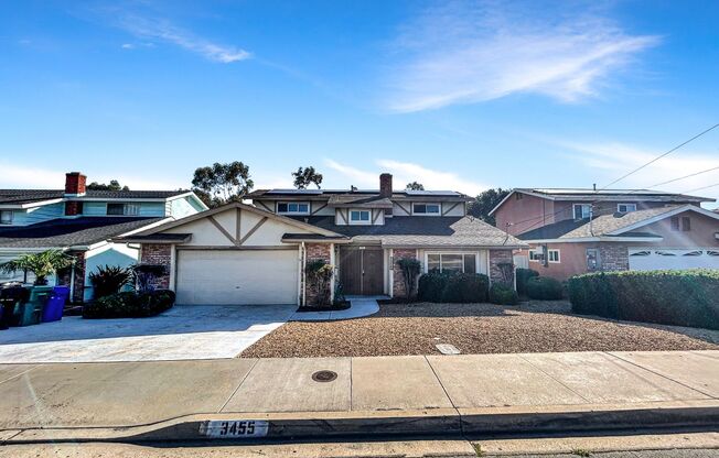 Beautiful 4BD/2BA W/ Attached Garage in Clairemont!
