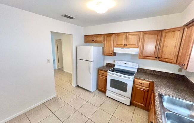 3 beds, 2 baths, $2,225