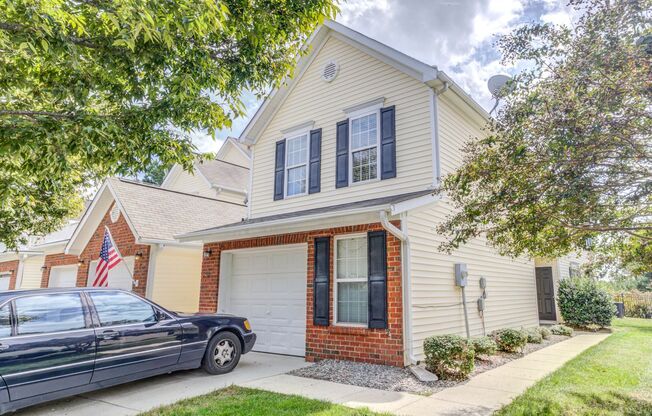3 Bedroom Townhouse in Wakefield with 1 Car Garage