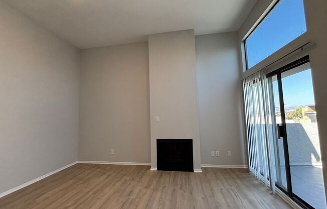 1 bed, 1 bath, 700 sqft, $1,798, Unit 416