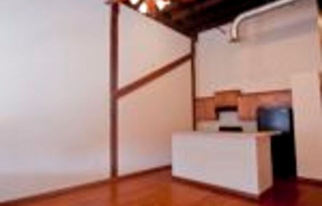 2 beds, 1 bath, 1,000 sqft, $1,225, Unit SW 203