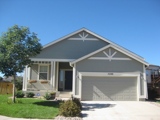 Beautiful 5 Bedroom Home for Rent on Creekfront