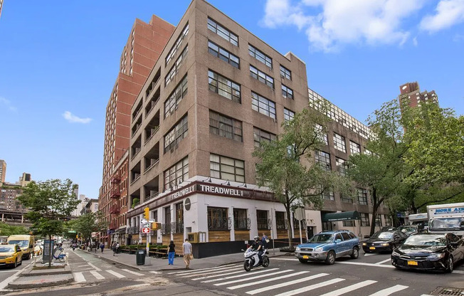 1 bed, 1 bath, 711 sqft, $4,750, Unit 3T