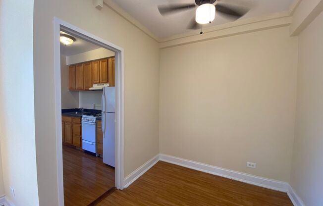 1 bed, 1 bath, 475 sqft, $895, Unit 0406