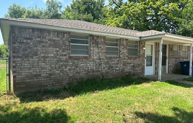 ***2 BED 1 BATH DUPLEX IN CHOCTAW***