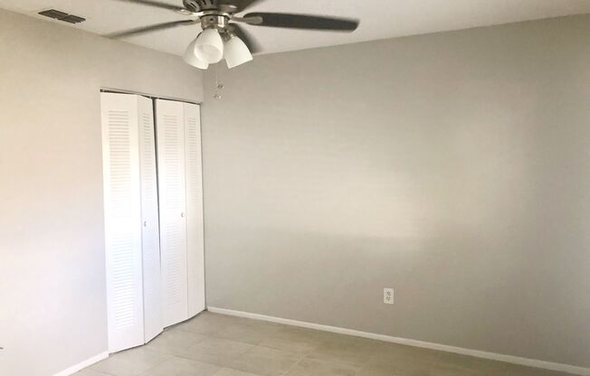 2 beds, 1 bath, $1,395