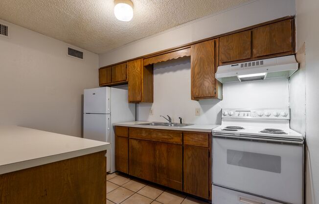 Casa West Apartments