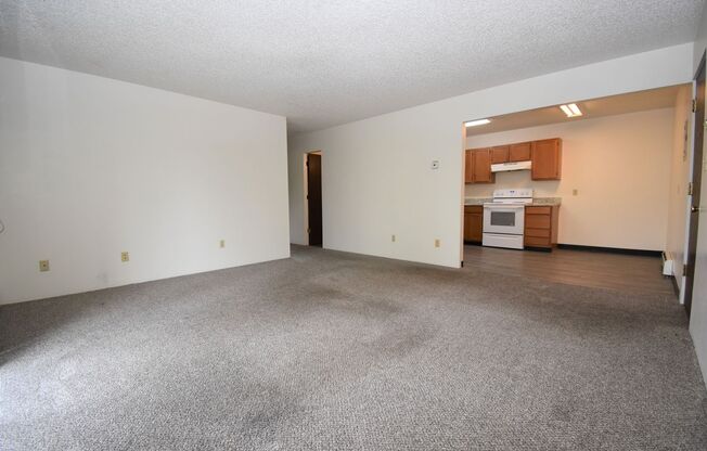 2 Bed 1 Bath Top-Floor Apartment w/ Private Deck