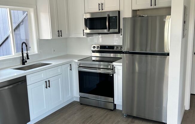 1 bed, 1 bath, $1,950