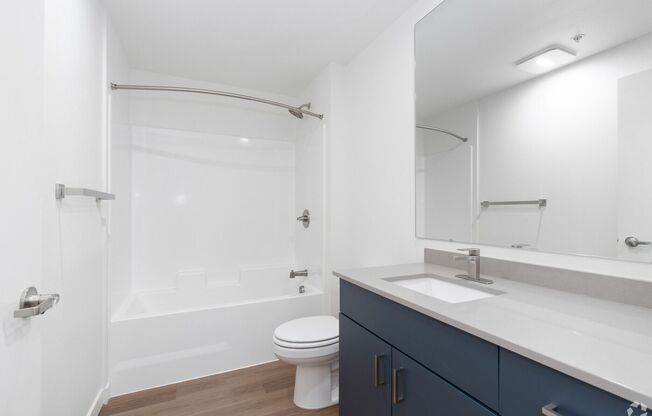 Studio, 1 bath, 451 sqft, $1,399, Unit Unit 403