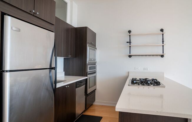 2 beds, 2 baths, 1,000 sqft, $2,225, Unit 4730-403