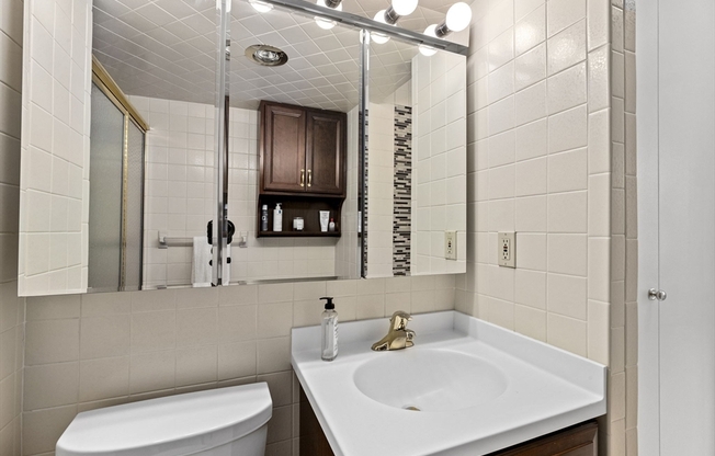 2 beds, 2 baths, 1,225 sqft, $4,500, Unit 14N