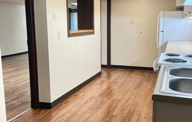 1 bed, 1 bath, $895, Unit Ste 1
