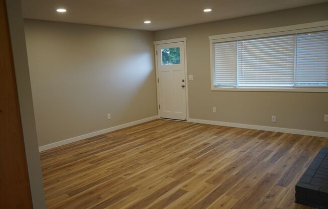 Remodeled Single Level Felida Home for Lease - 13005 NW 44th Ave.