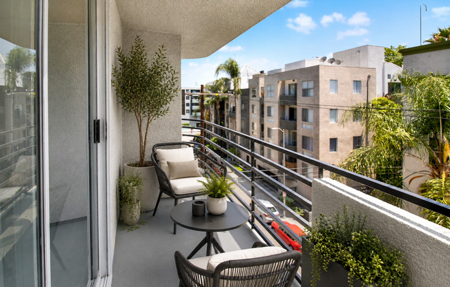 1 bed, 1 bath, 850 sqft, $2,150, Unit 214