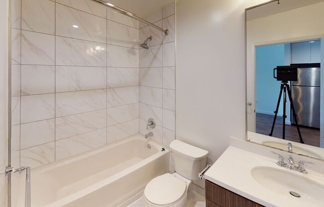 Studio, 1 bath, 527 sqft, $1,685, Unit L19