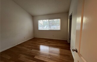 2 beds, 2 baths, 1,005 sqft, $2,800, Unit 30