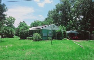 Adorable 3 bedroom 2 bath with bonus room