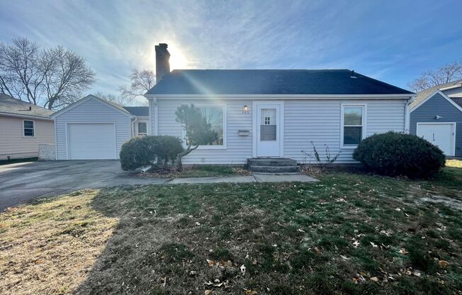 Stunning 4 Bedroom 2 Bathroom Home in Richfield!