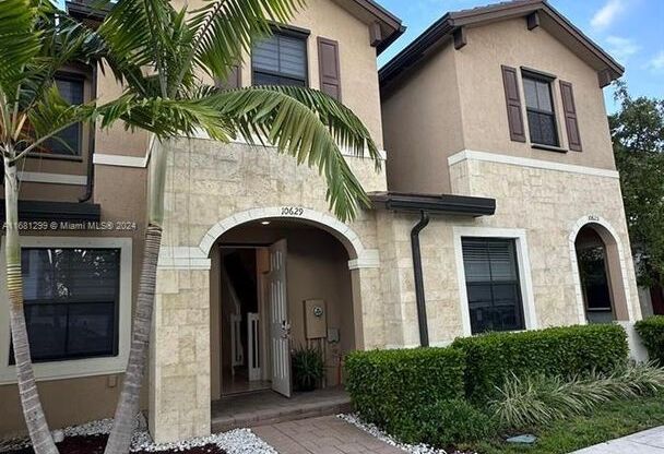 10629 W 32nd Lane 10629, Hialeah, FL 33018