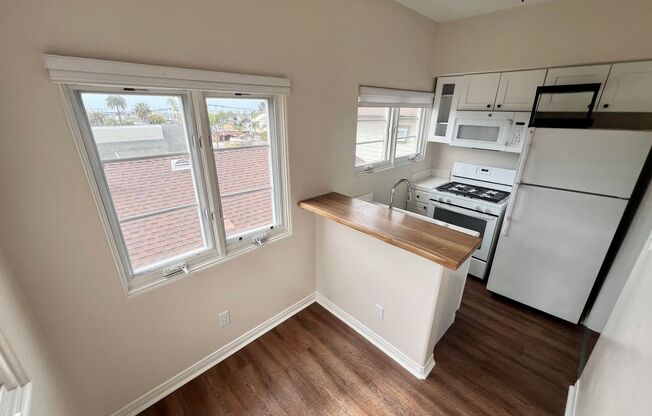 G Street Apartments* - 3183L