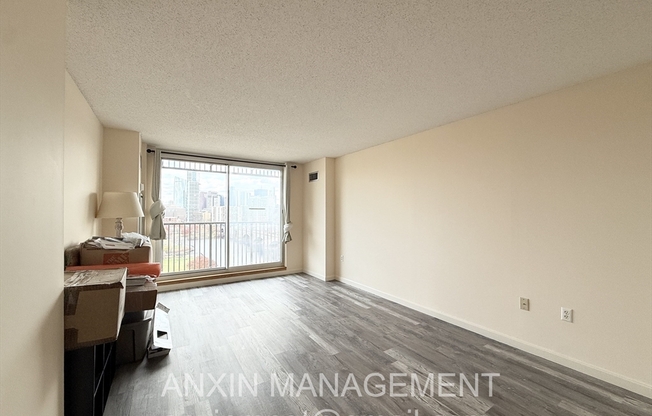 2 beds, 2 baths, 986 sqft, $3,700, Unit 1305