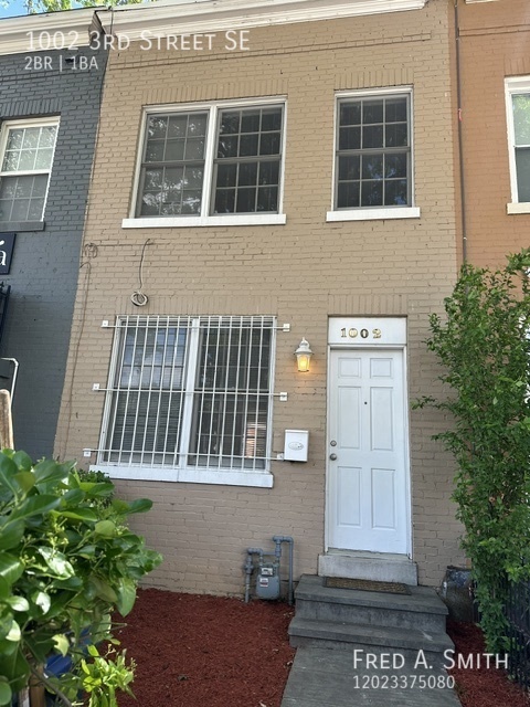 1002 3 ST SE