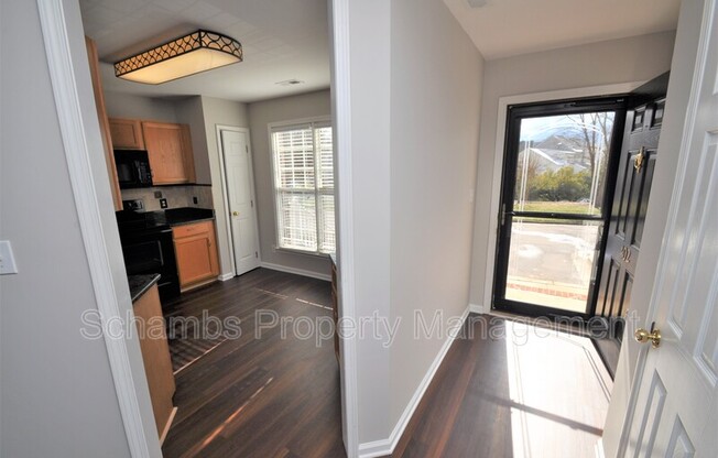 402 KNIGHTSBOROUGH WAY