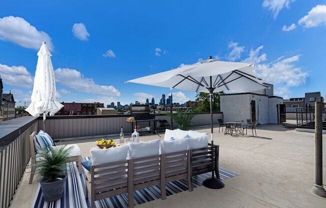 2 beds, 1 bath, 802 sqft, $1,795, Unit Unit 7